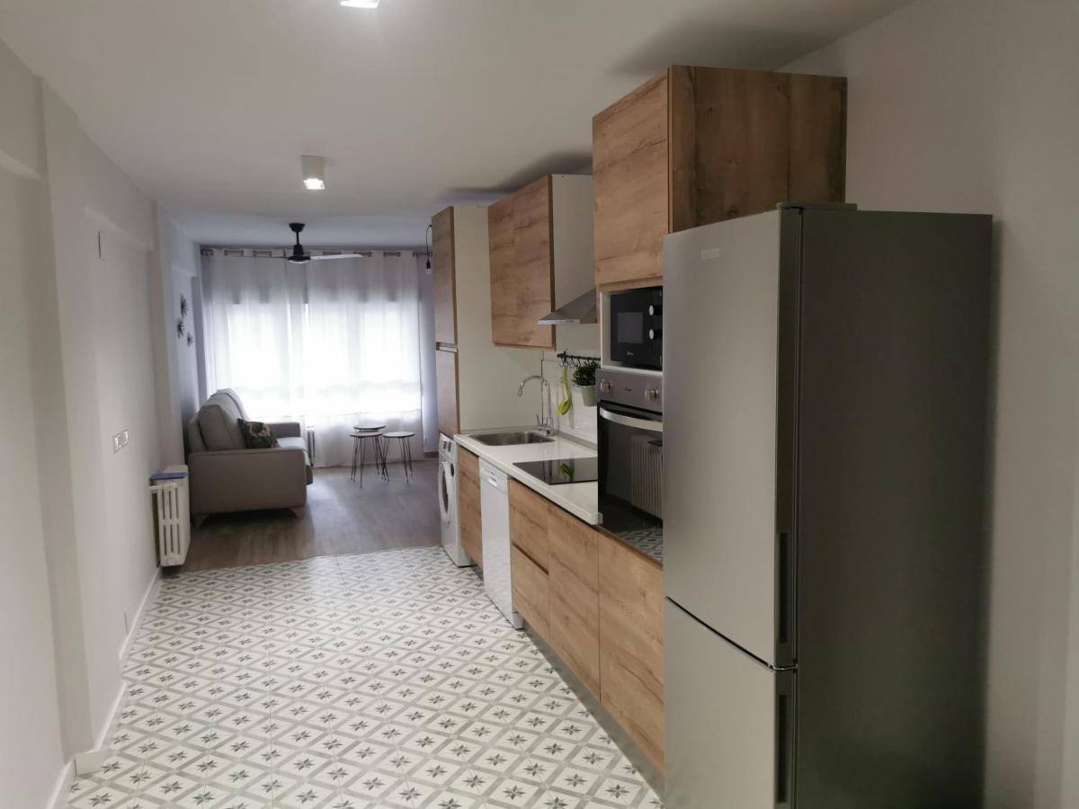 Апартаменты Apartamento Cuentame Бургос Экстерьер фото