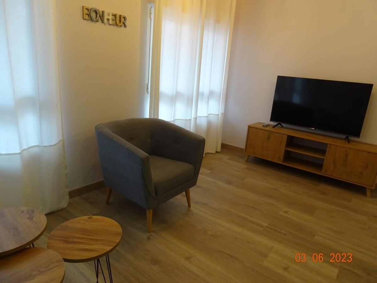 Апартаменты Apartamento Cuentame Бургос Экстерьер фото